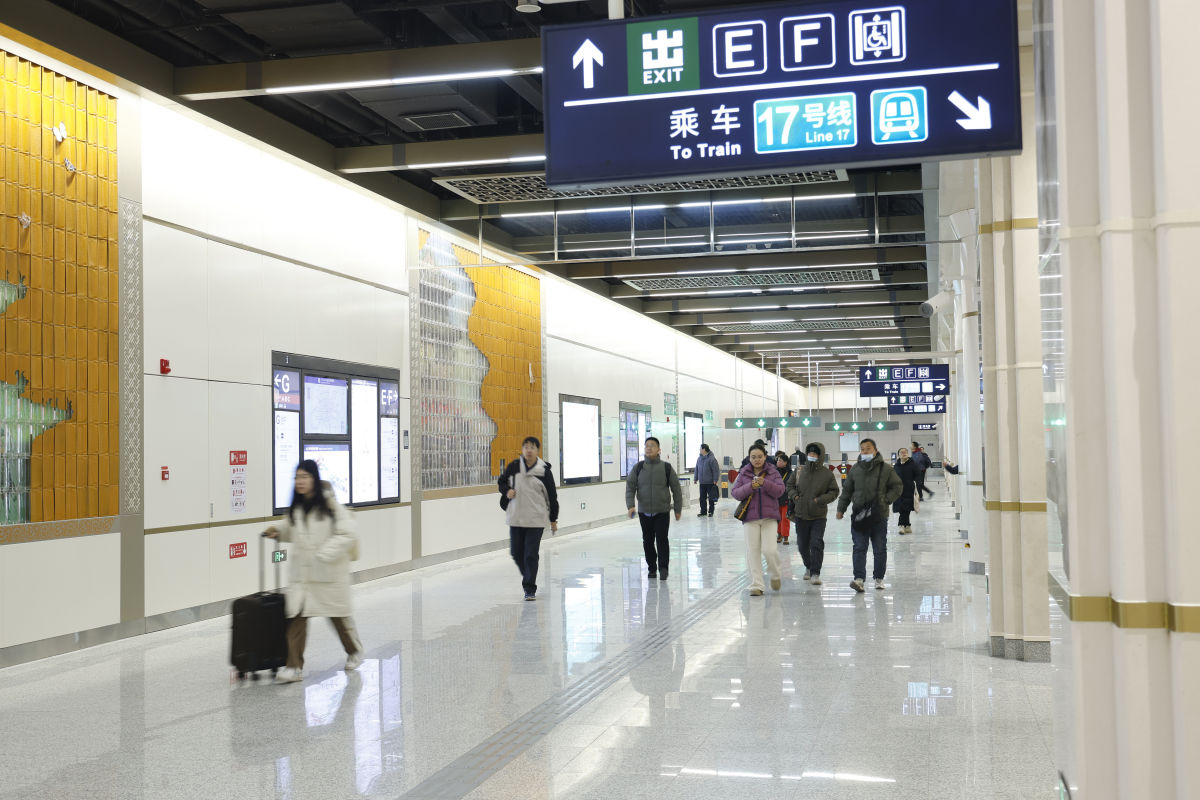 2025年底17号线中段开通,京港地铁线路运营总里程延伸至约200公里。京港地铁供图 2025年底17号线中段开通,京港地铁线路运营总里程延伸至约200公里。京港地铁供图