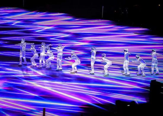 2018年楚艳负责平昌冬奥会“北京8分钟”演出服装主创设计。受访者供图 2018年楚艳负责平昌冬奥会“北京8分钟”演出服装主创设计。受访者供图