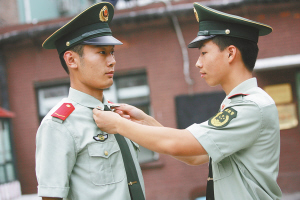 中国女武警服装|女武警英姿 font color= red 图 