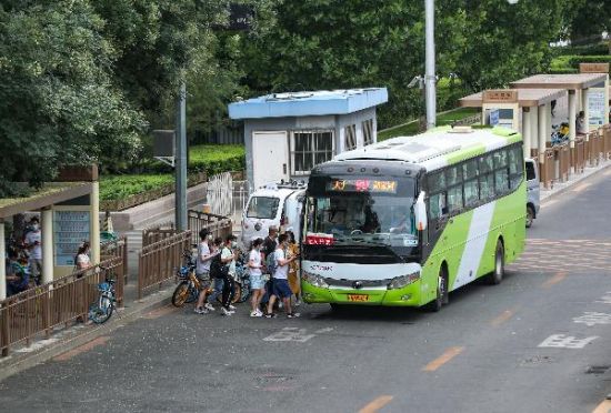 北京10条跨京冀公交线路恢复全线运营